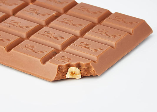 Lindt Gold Tab Milk with Hazelnuts 300g