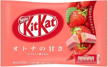 Japanese Strawberry Chocolate Kit 11pcs inside